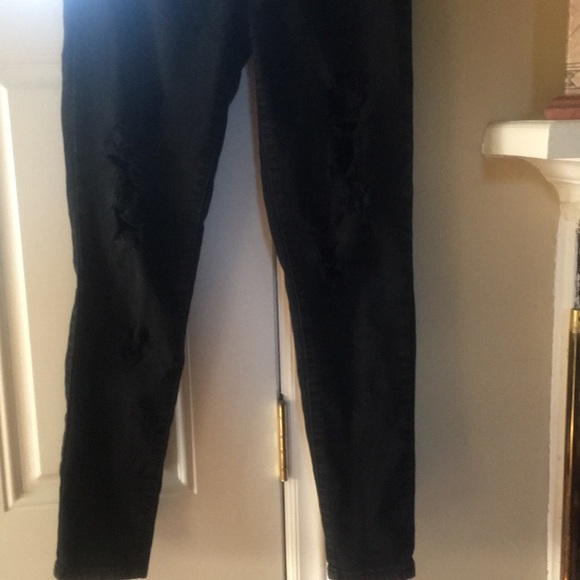 Black ripped jeans - Picture 2 of 6